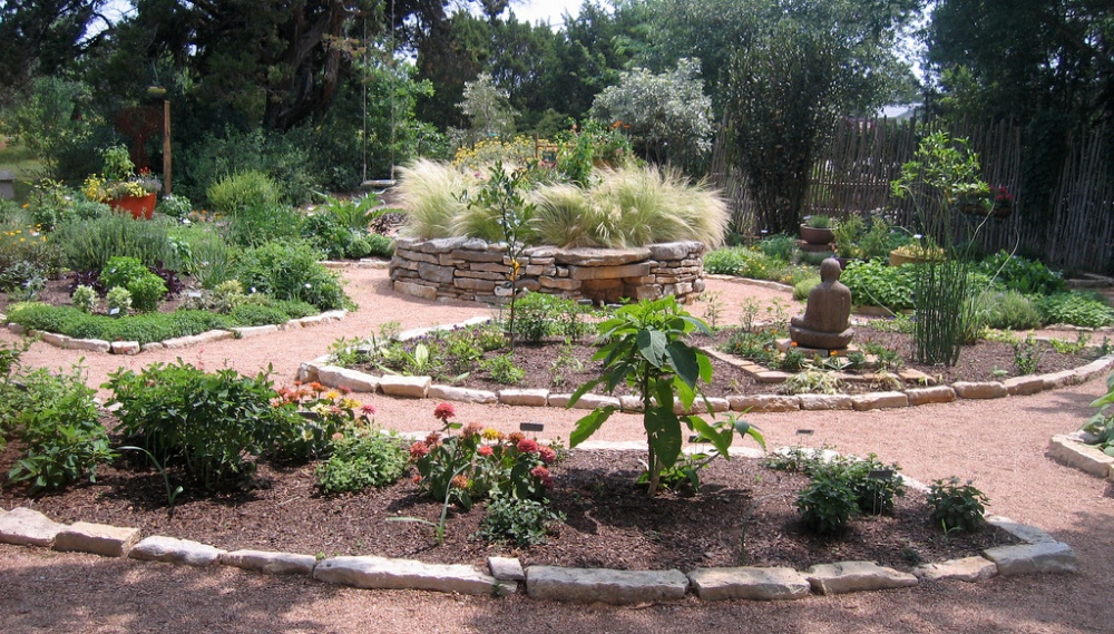 Xeriscaping: The Green Alternative to Landscaping | The ...